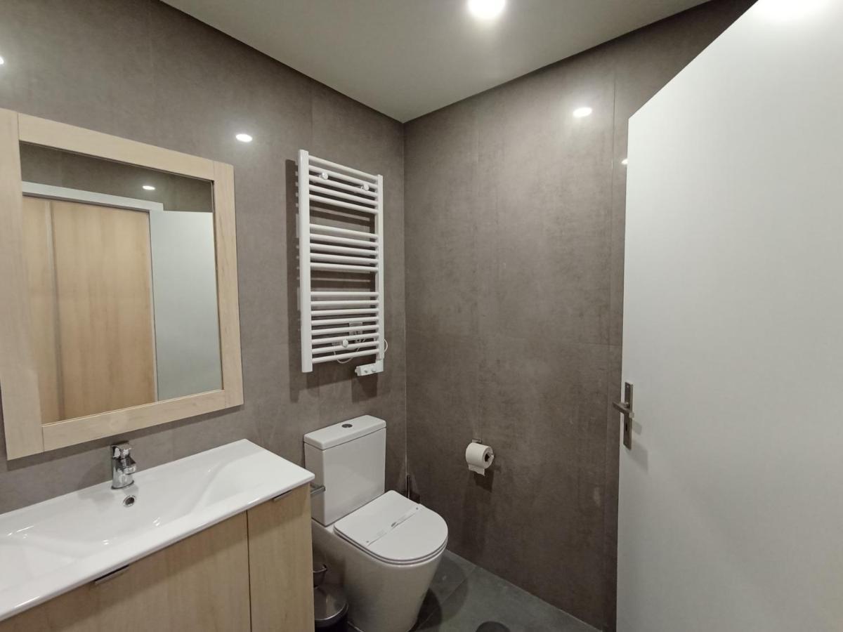 715 Gale Apartment Wi-Fi, Estacionamento Porto Ngoại thất bức ảnh