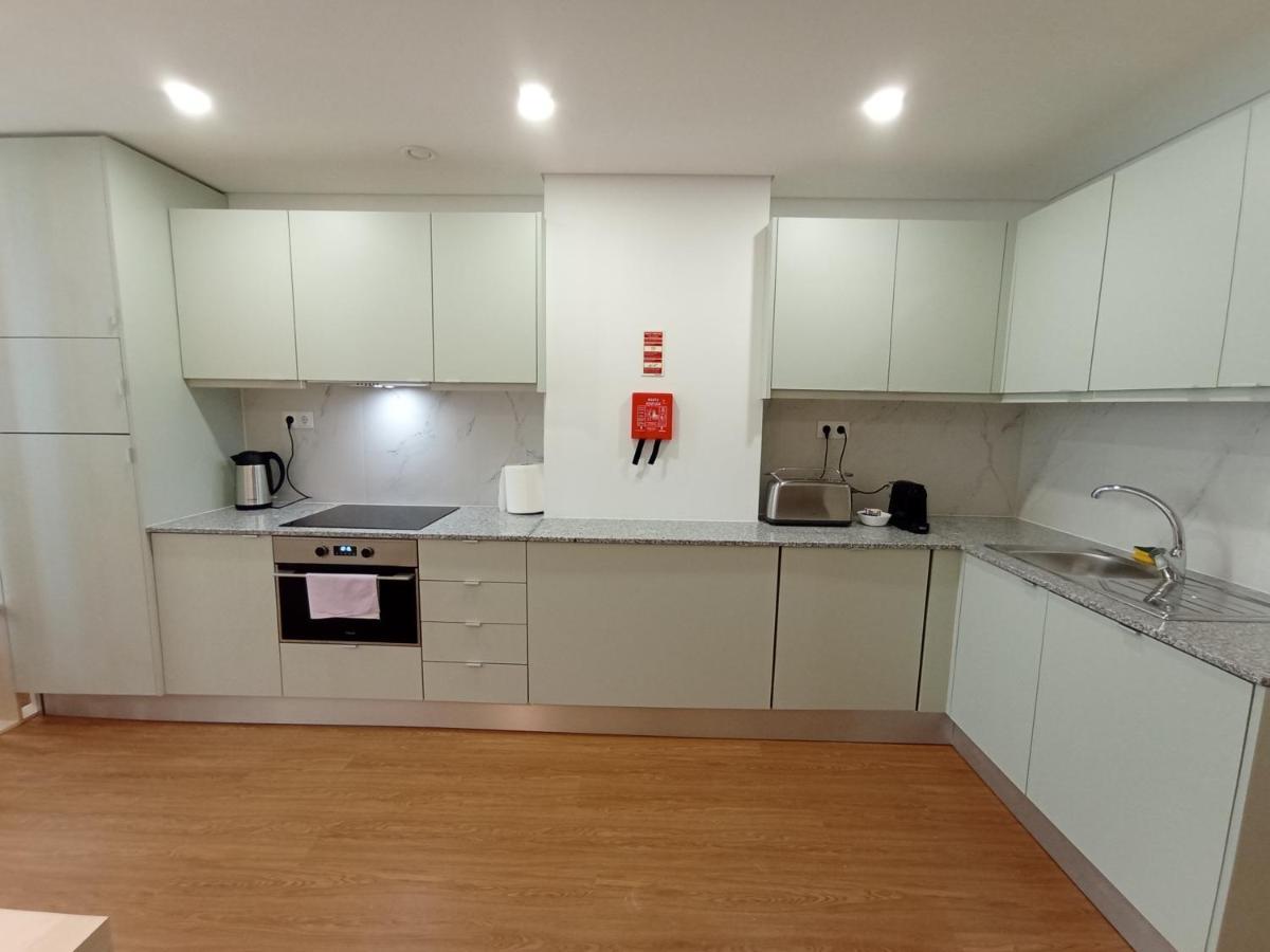 715 Gale Apartment Wi-Fi, Estacionamento Porto Ngoại thất bức ảnh