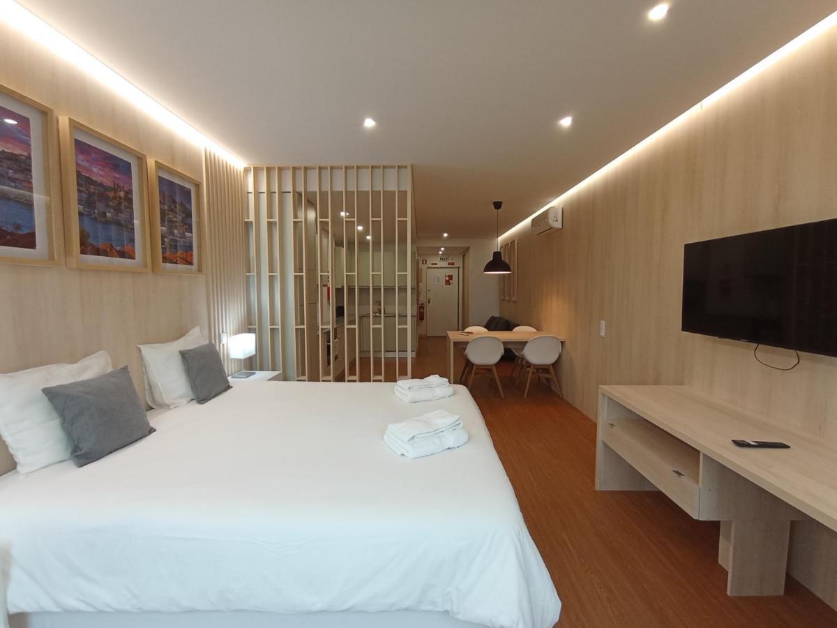 715 Gale Apartment Wi-Fi, Estacionamento Porto Ngoại thất bức ảnh