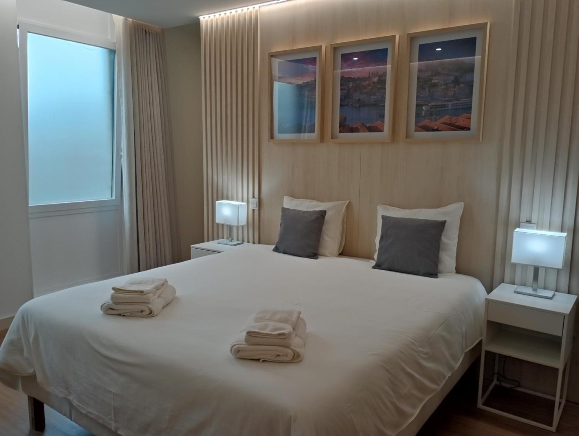 715 Gale Apartment Wi-Fi, Estacionamento Porto Ngoại thất bức ảnh